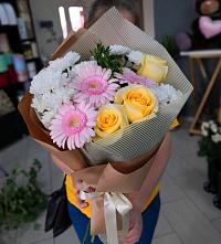 Букет цветов из:  Герберы, Розы и Хризантемы #REPLACE_PRED# Поселок ВНИИССОК