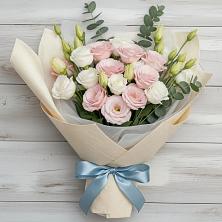 Букет цветов из:  Лизиантусы в Поселок ВНИИССОК