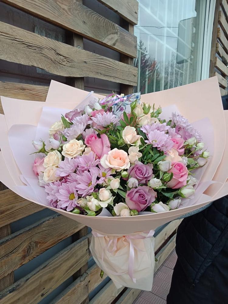 Букет цветов из: Розы и Хризантемы в Поселок ВНИИССОК