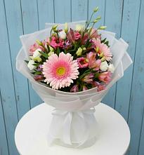 Букет цветов из:  Герберы, Альстромерии и Лизиантусы #REPLACE_PRED# Поселок ВНИИССОК