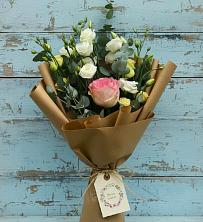 Букет цветов из:  Розы и Лизиантусы в Поселок ВНИИССОК