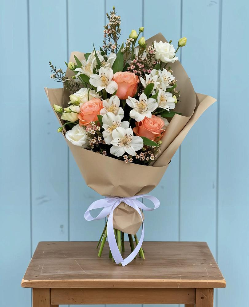 Букет цветов из: Альстромерии, Лизиантусы, Розы и Хризантемы в Поселок ВНИИССОК